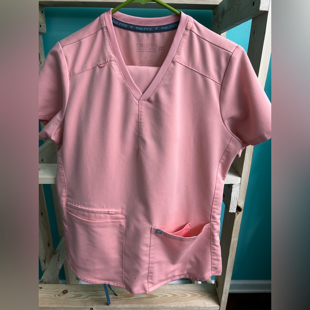Scrub top